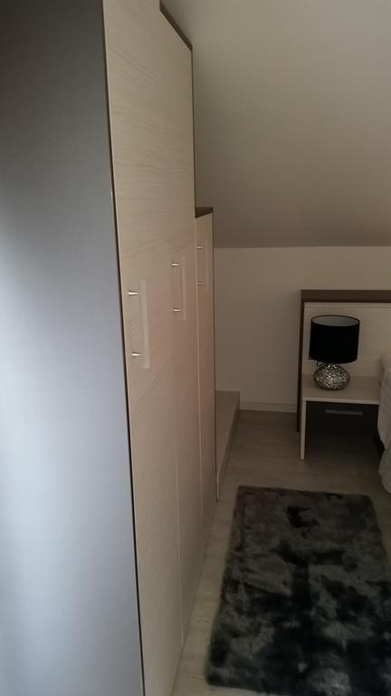Apartments Sanja 特罗吉尔 外观 照片