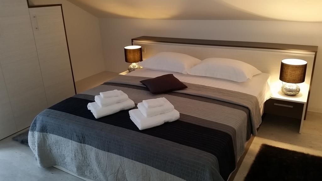Apartments Sanja 特罗吉尔 外观 照片