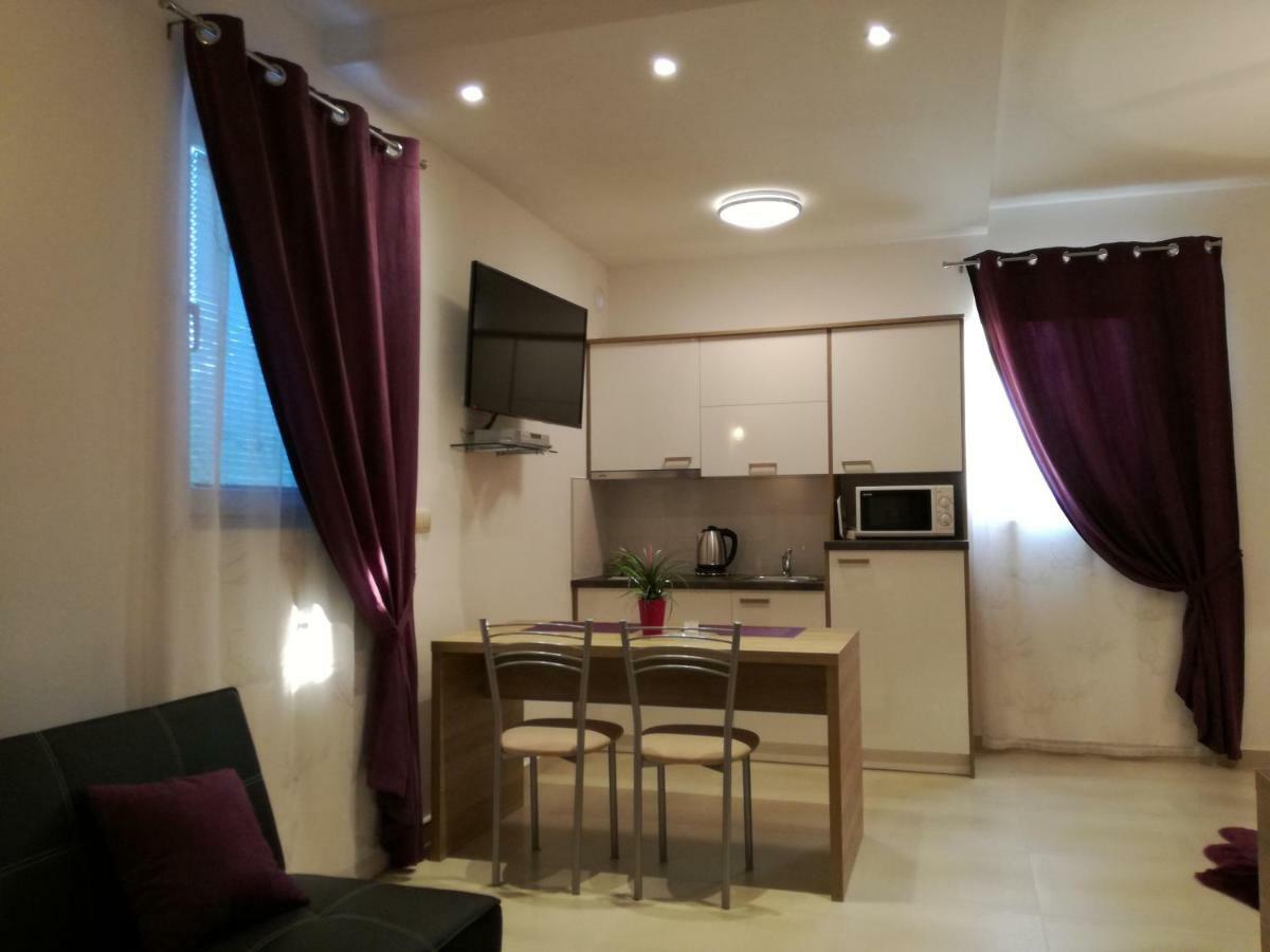 Apartments Sanja 特罗吉尔 外观 照片